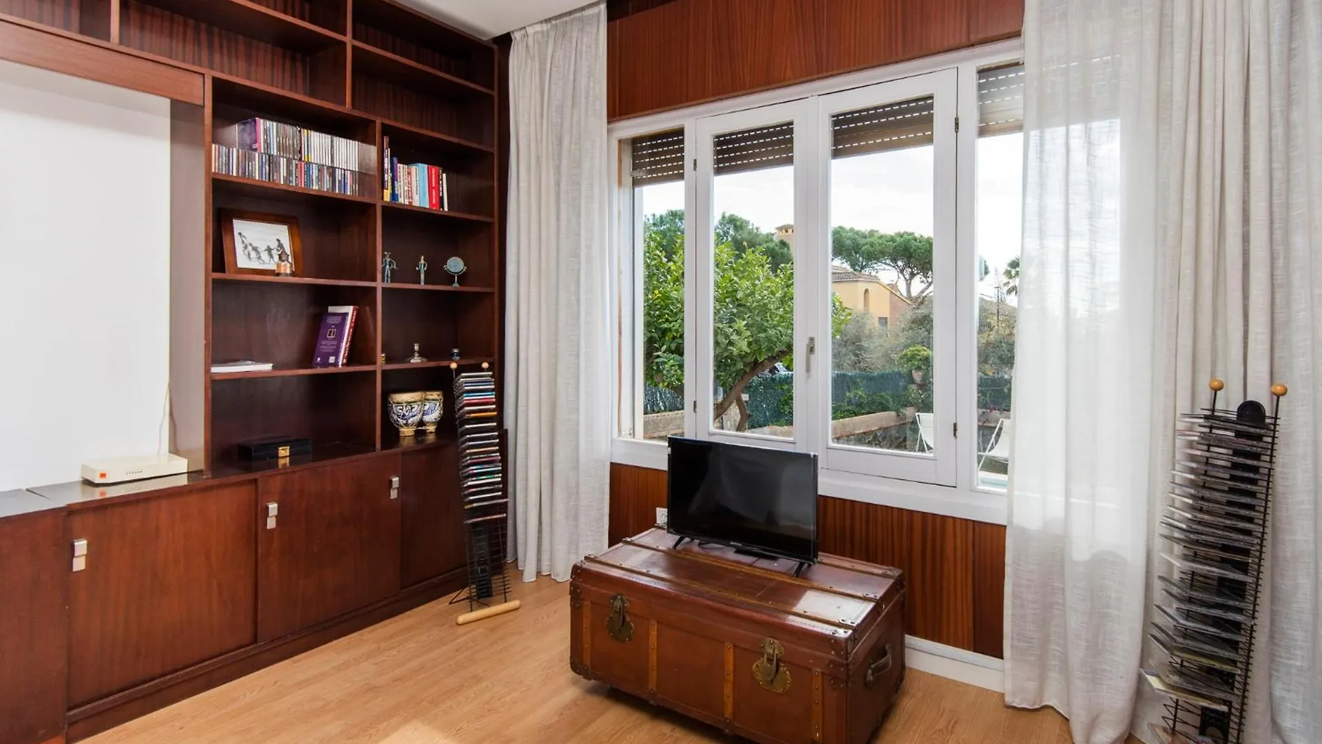 Dom wakacyjny Queen Of The Ocean Villa: Stately Style House With Pool Malaga