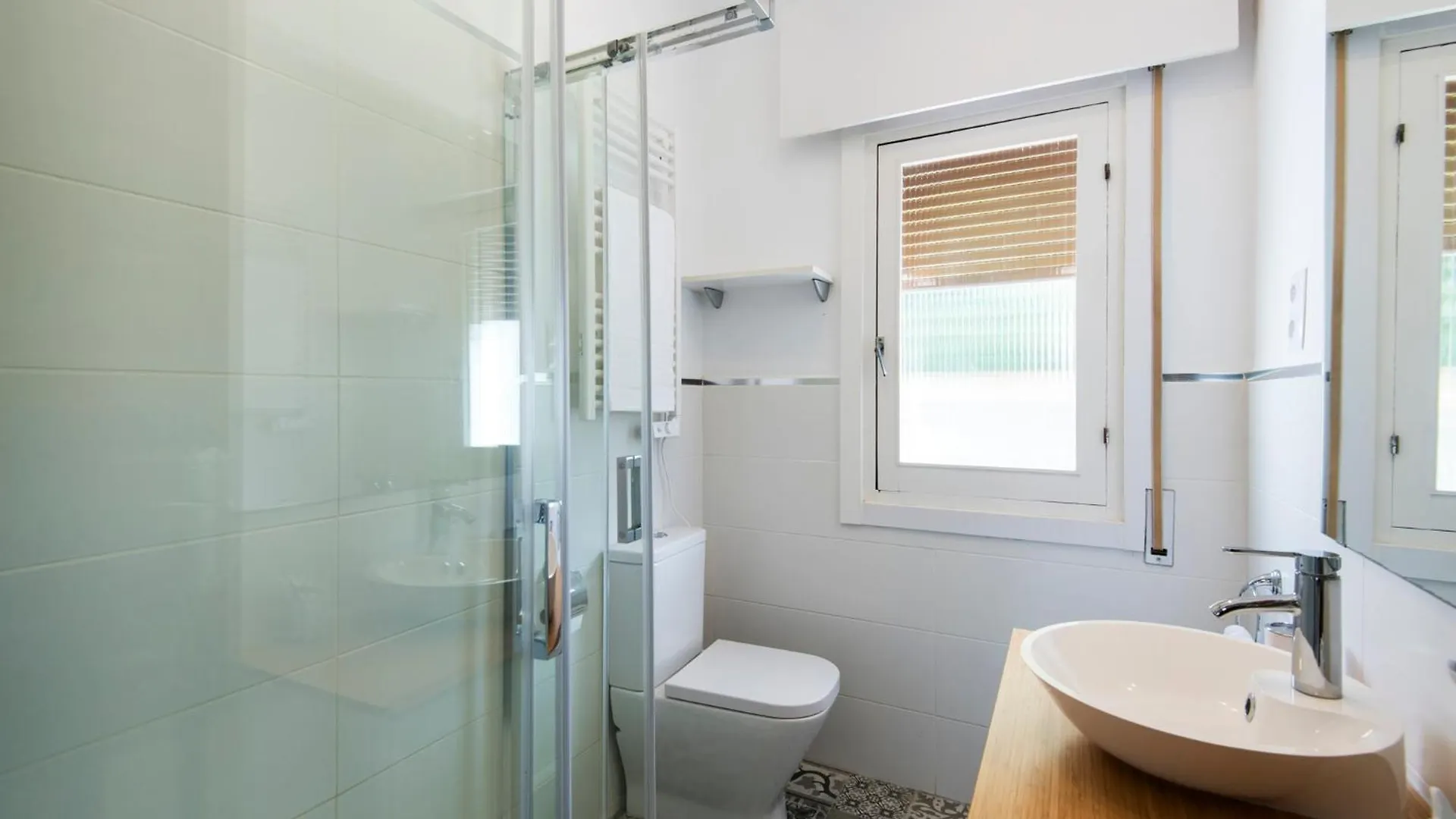 Queen Of The Ocean Villa: Stately Style House With Pool Malaga 0*,