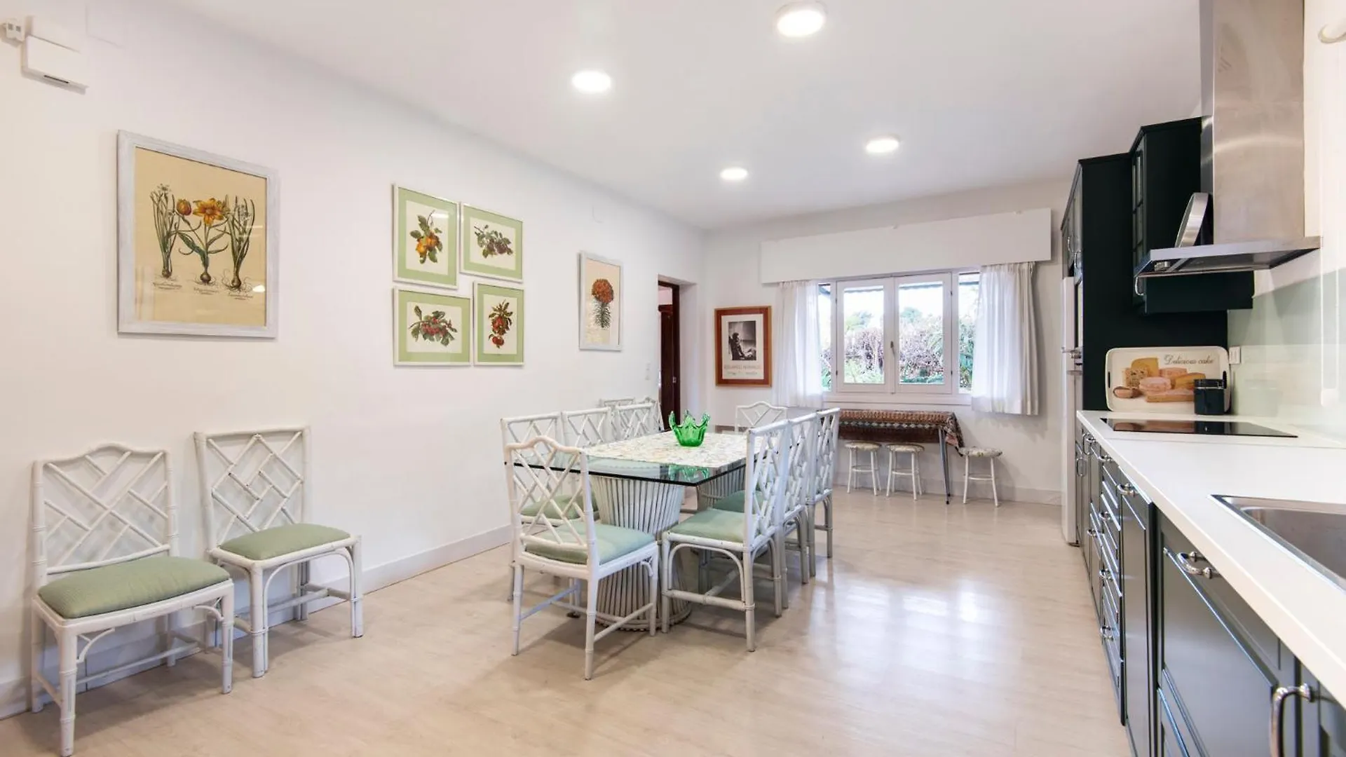 Queen Of The Ocean Villa: Stately Style House With Pool Malaga Dom wakacyjny