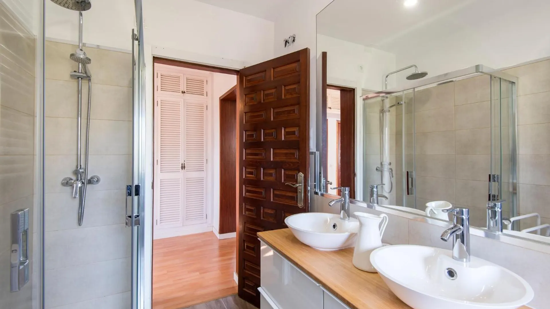 Queen Of The Ocean Villa: Stately Style House With Pool Malaga